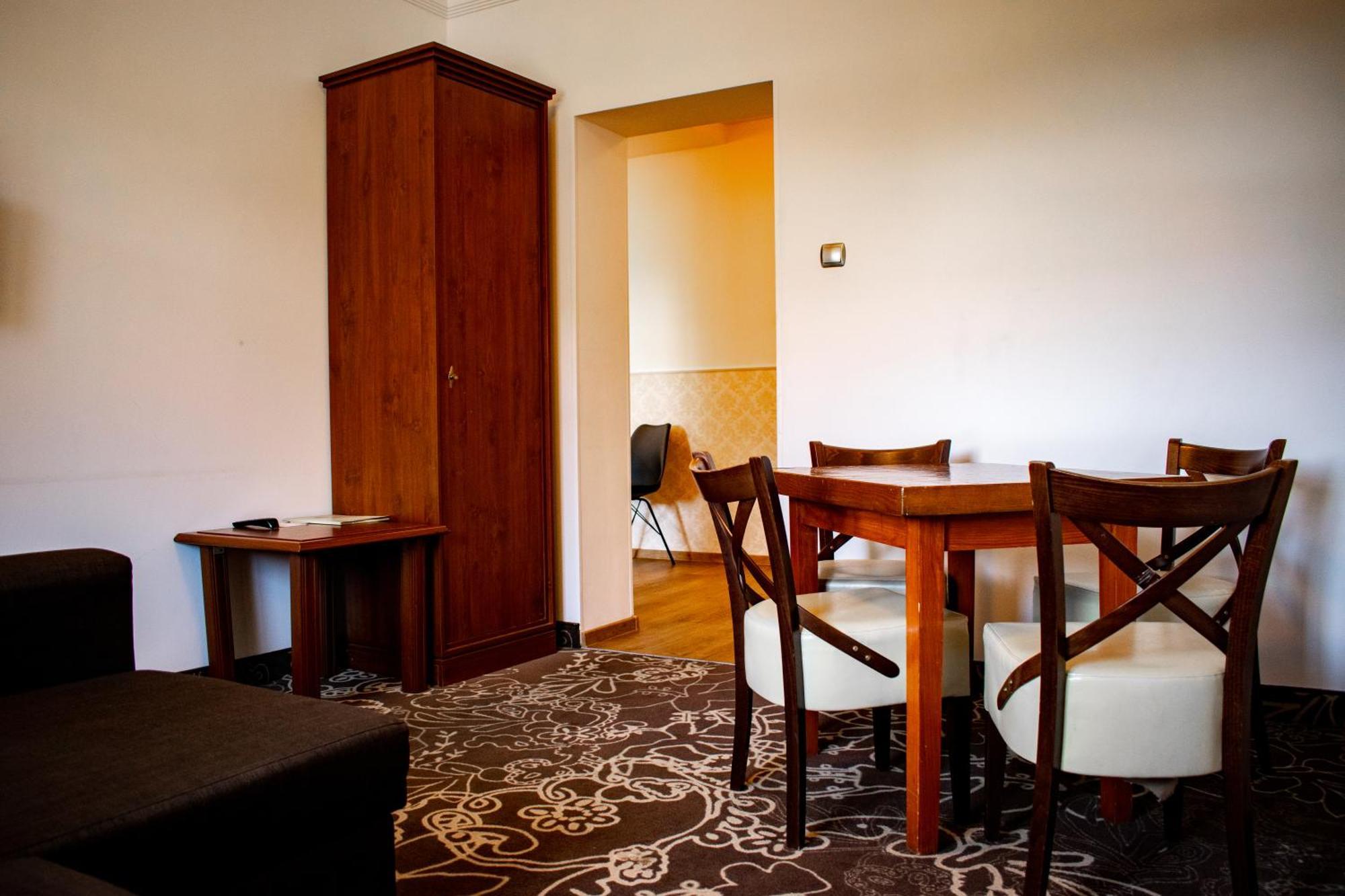Hotel Pruski Orneta Extérieur photo