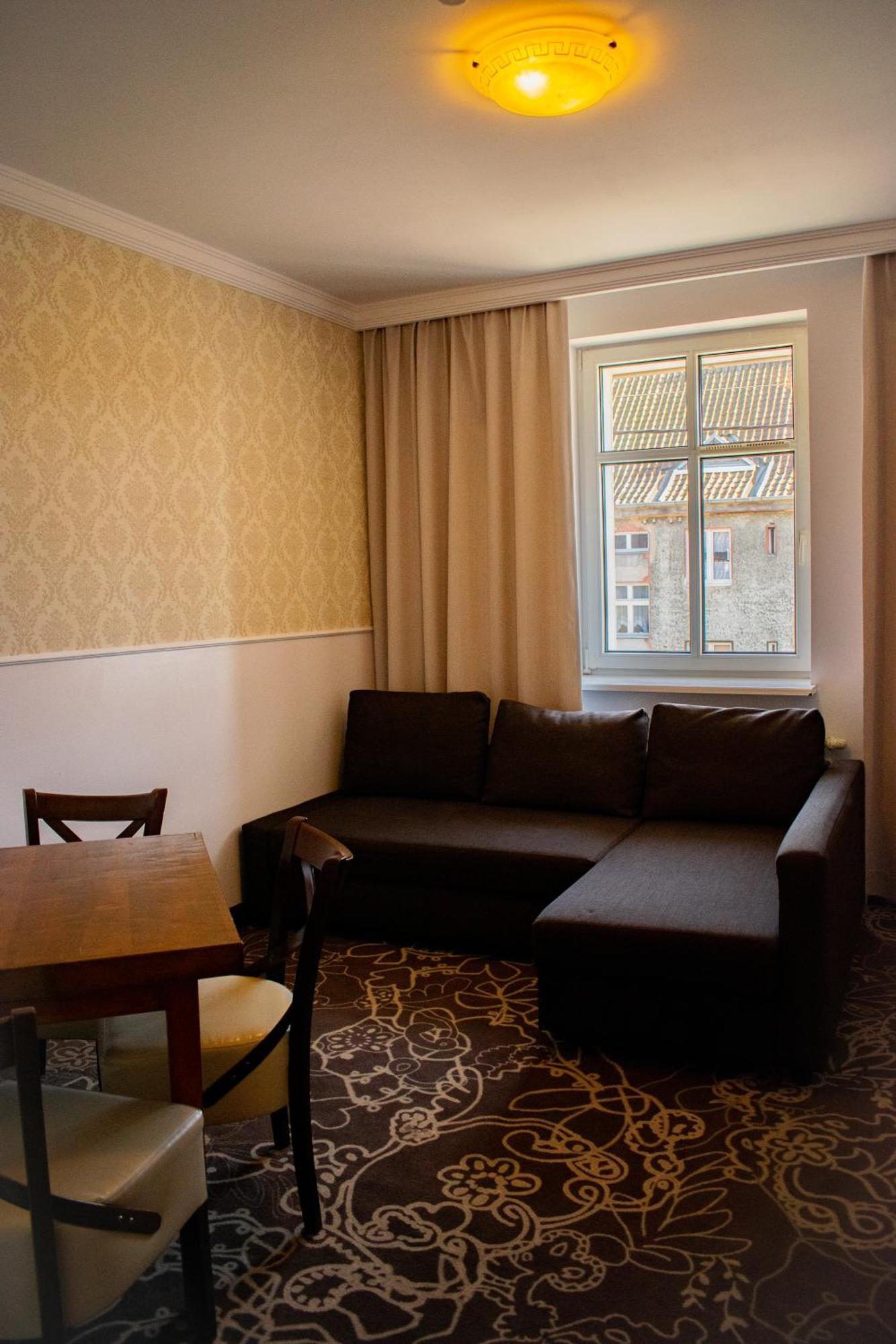 Hotel Pruski Orneta Extérieur photo